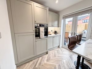 Photo 17- click for photo gallery